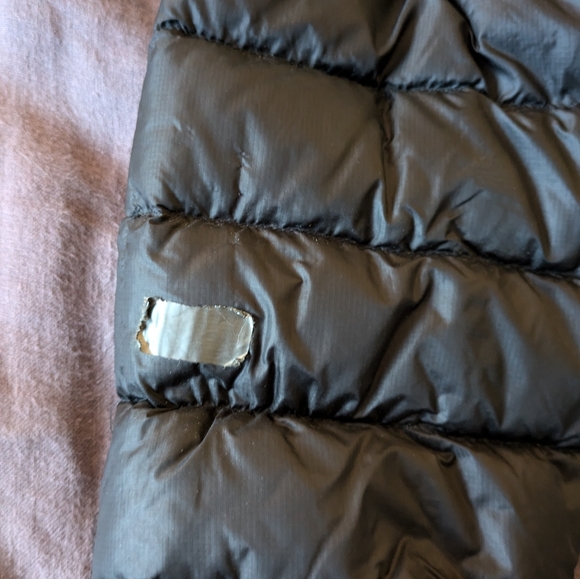 LL Bean 850 Fill Down Hooded Jacket - Picture 3 of 3